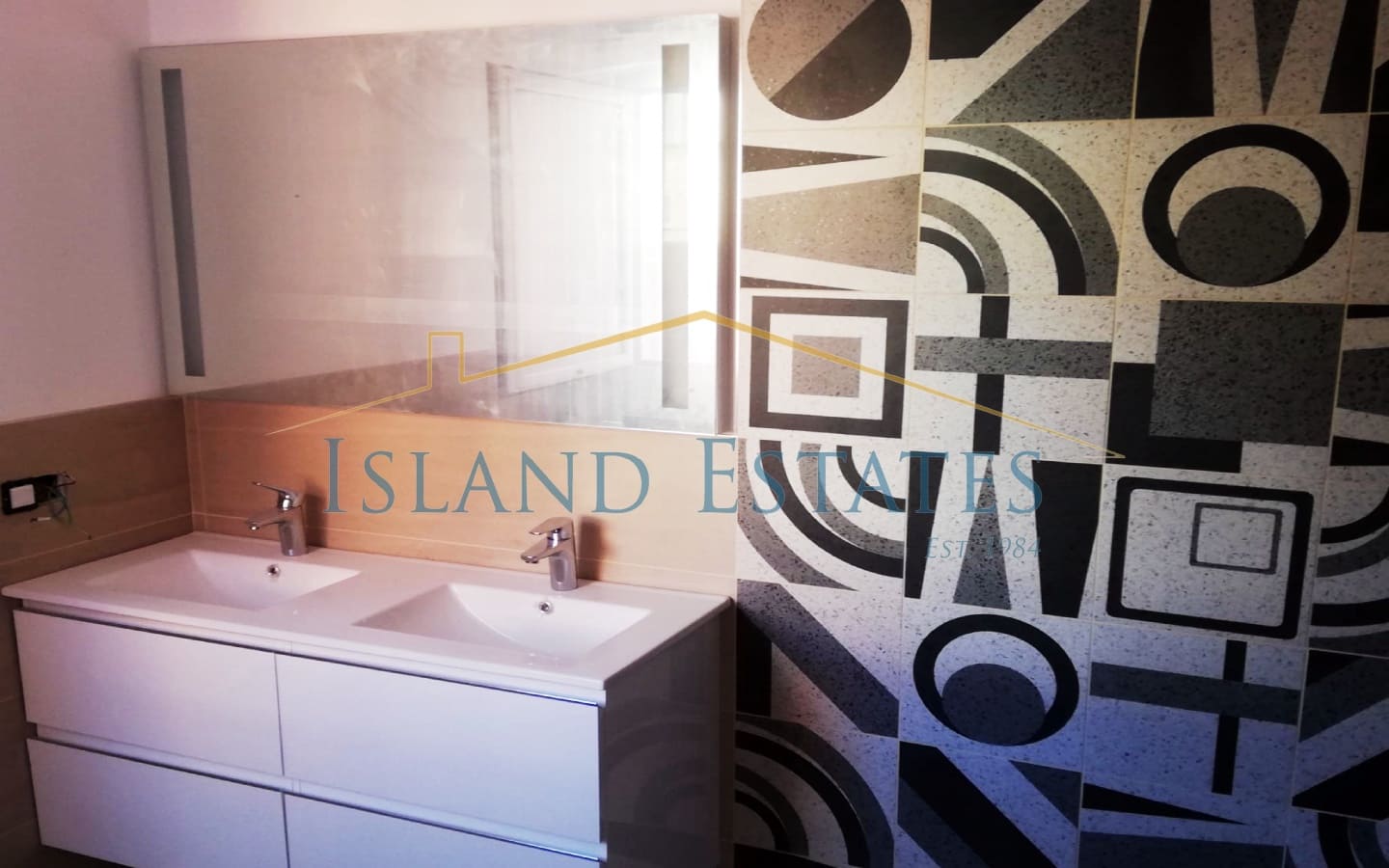 4 sovrum Villa till salu i El Madronal med pool garage - 1 290 000 € (Ref: 8277389)