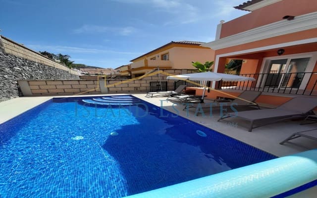 4 soveværelse Villa til salg i El Madroñal, Adeje med swimmingpool garage - € 1.290.000 (Ref: 8277389)