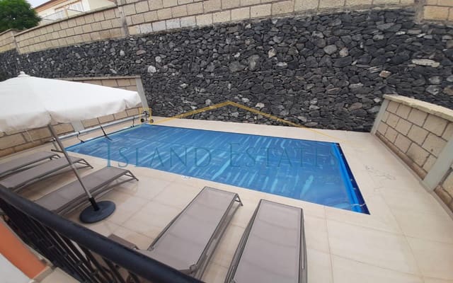 4 soveværelse Villa til salg i El Madroñal, Adeje med swimmingpool garage - € 1.290.000 (Ref: 8277389)