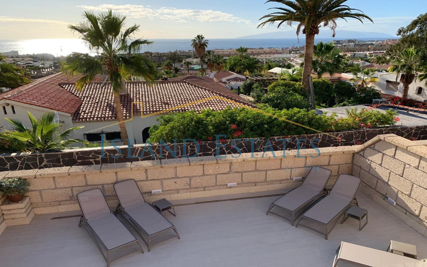 4 sovrum Villa till salu i El Madronal med pool garage - 1 290 000 € (Ref: 8277389)