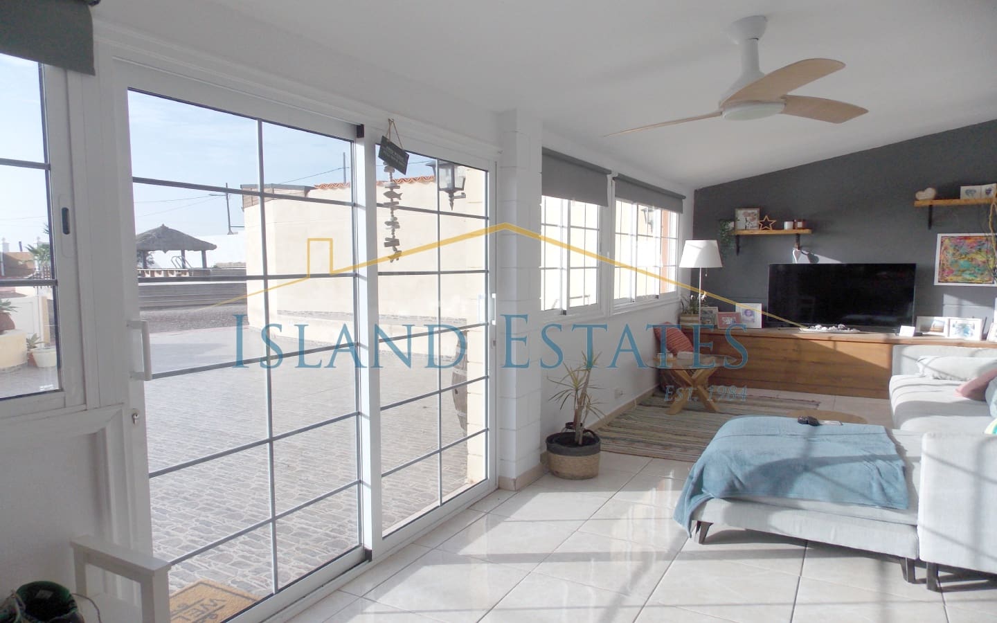 3 bedroom Villa for sale in Los Blanquitos with pool garage - € 475,000 (Ref: 8277392)