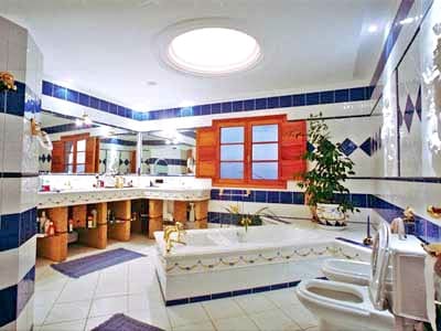 10 sovrum Villa till salu i Adeje med pool garage - 1 750 000 € (Ref: 8277399)