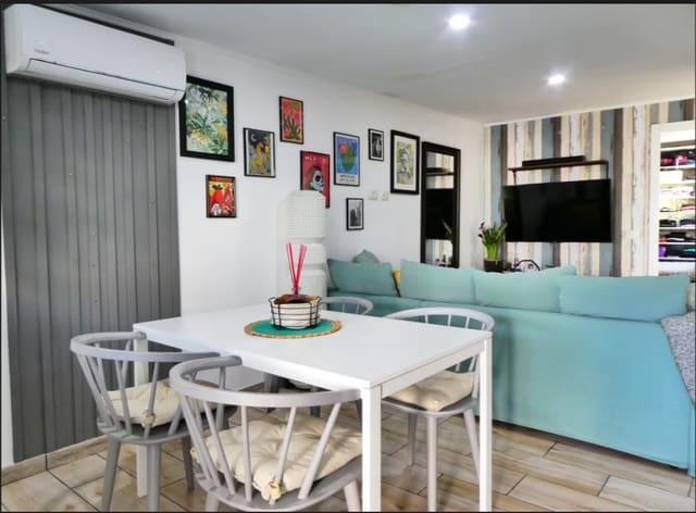 4 soverom Rekkehus til salgs i La Estrella, Arona med garasje - € 310 000 (Ref: 8277409)