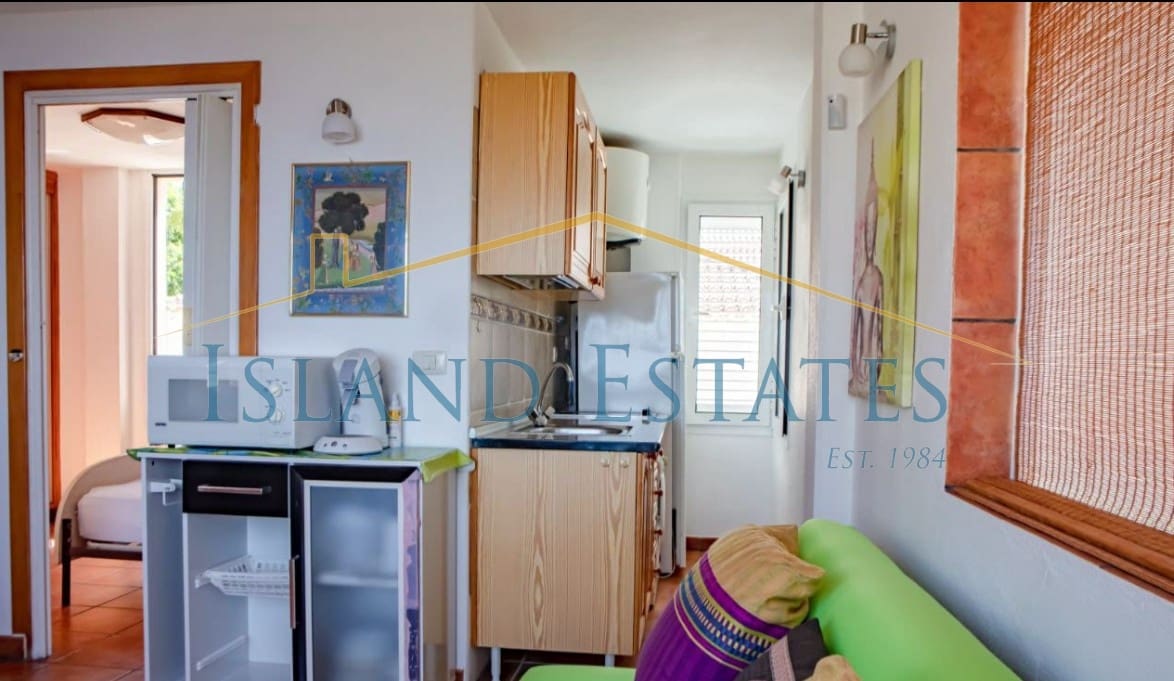 4 slaapkamer Huis te koop in Costa del Silencio - € 440.000 (Ref: 8277417)