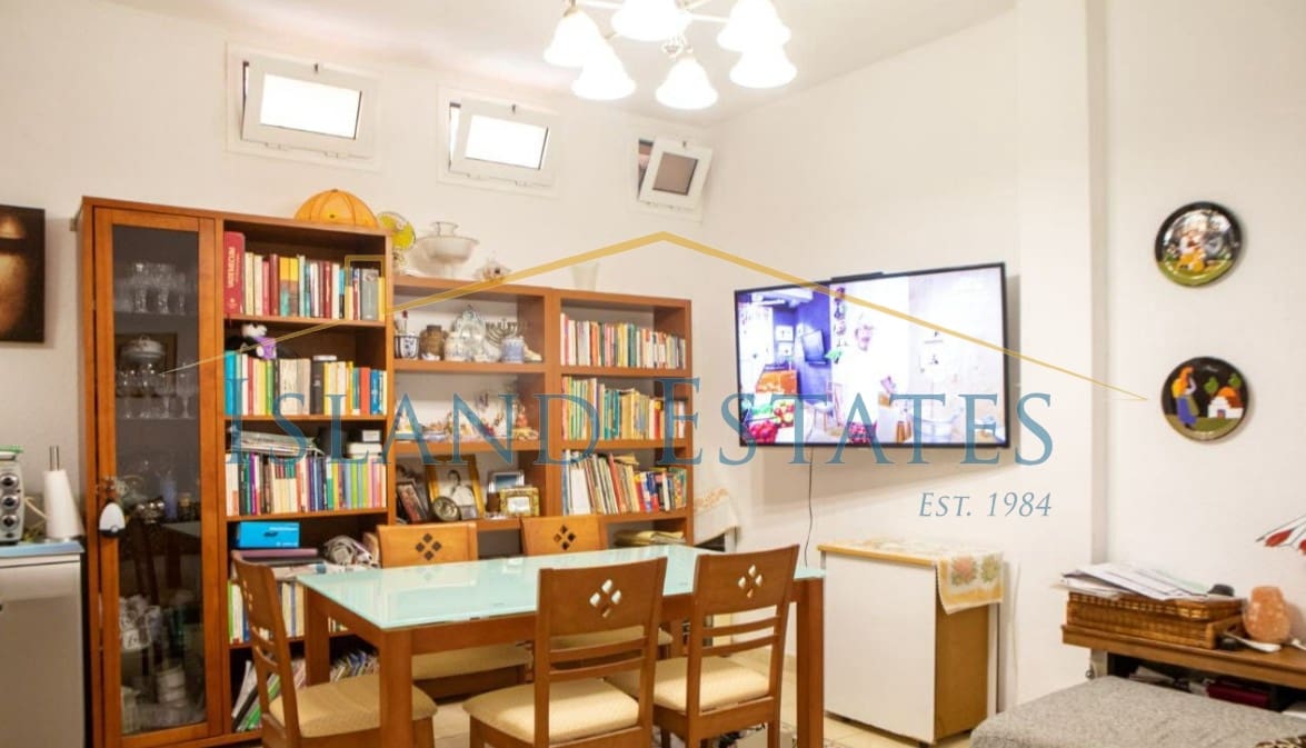 4 slaapkamer Huis te koop in Costa del Silencio - € 440.000 (Ref: 8277417)