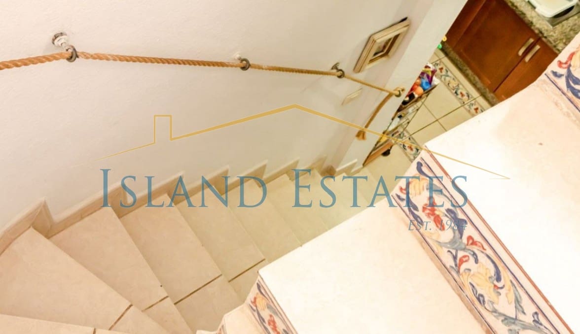 4 slaapkamer Huis te koop in Costa del Silencio - € 440.000 (Ref: 8277417)