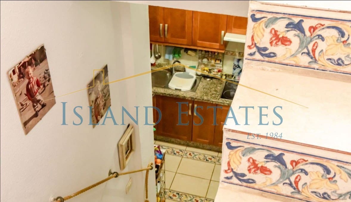 4 slaapkamer Huis te koop in Costa del Silencio - € 440.000 (Ref: 8277417)