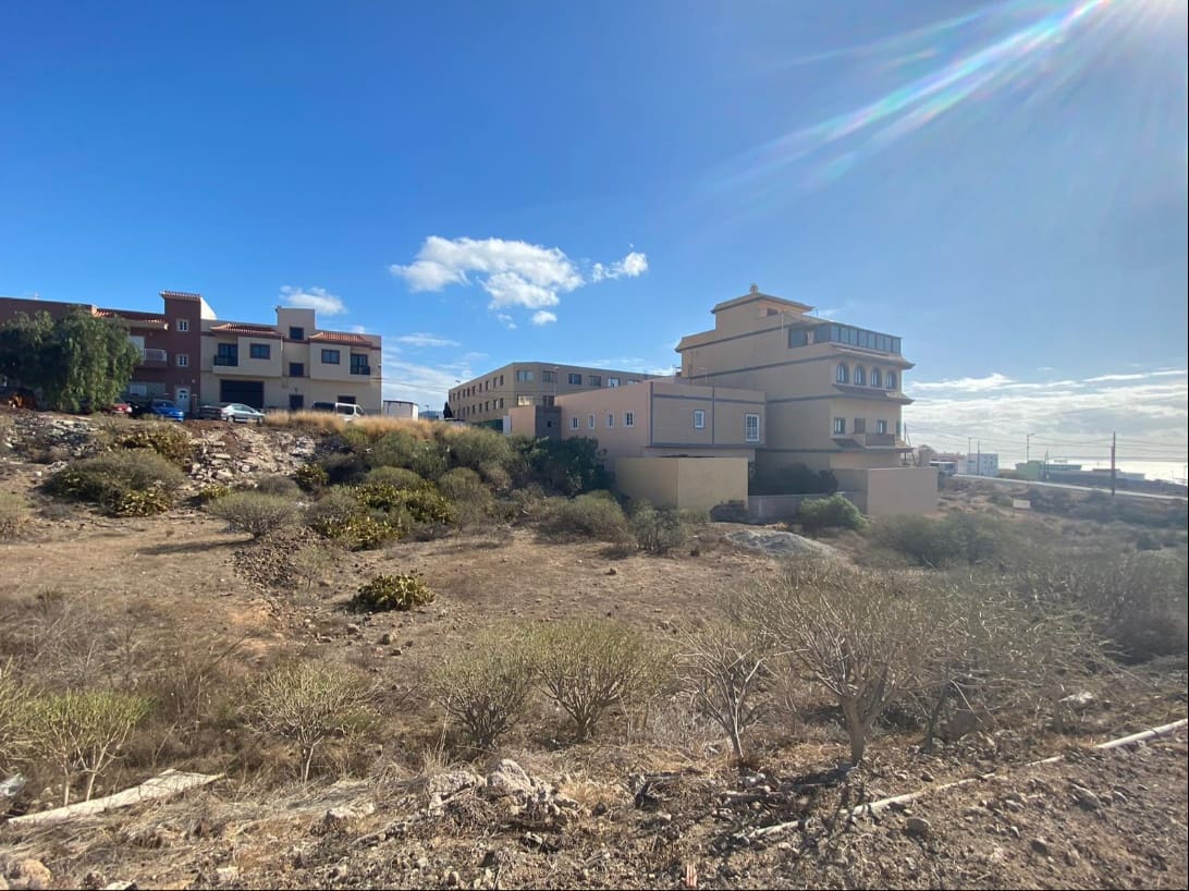 Ubebygd land til salgs i San Isidro de Abona - € 75 000 (Ref: 8346735)