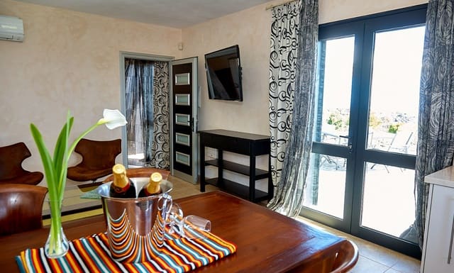 3 soveværelse Finca/Landehus til salg i Guía de Isora - € 2.100.000 (Ref: 9339126)