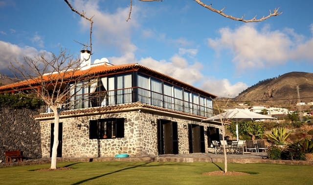 3 soveværelse Finca/Landehus til salg i Guía de Isora - € 2.100.000 (Ref: 9339126)