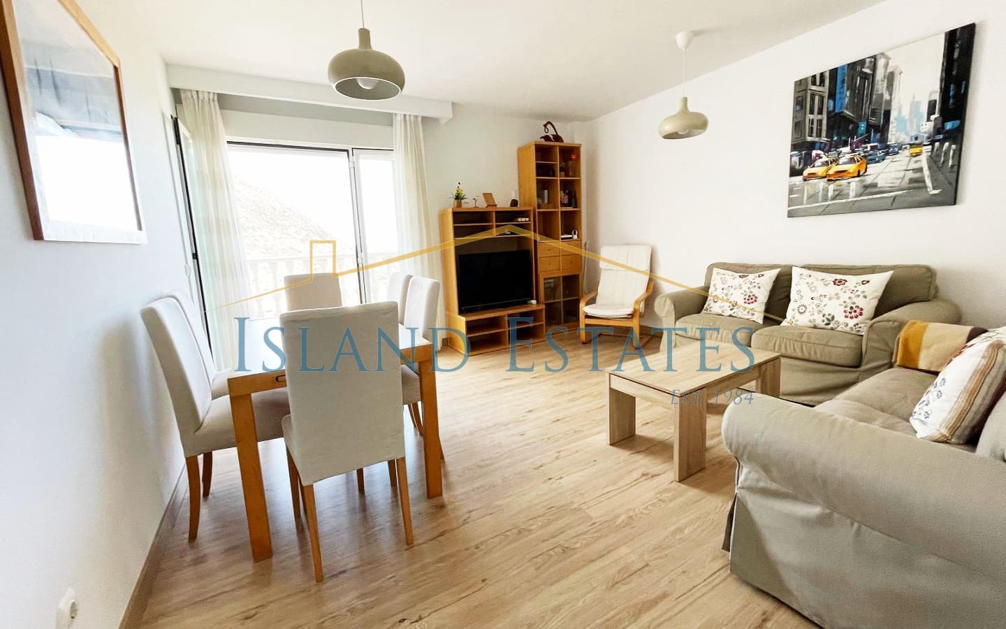 2 soveværelse Penthouse til salg i Los Cristianos med swimmingpool garage - € 415.000 (Ref: 9339179)