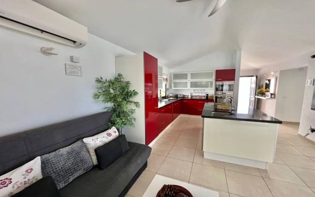 4 bedroom Villa for sale in Amarilla Golf, San Miguel de Abona with pool - € 1,100,000 (Ref: 9345220)