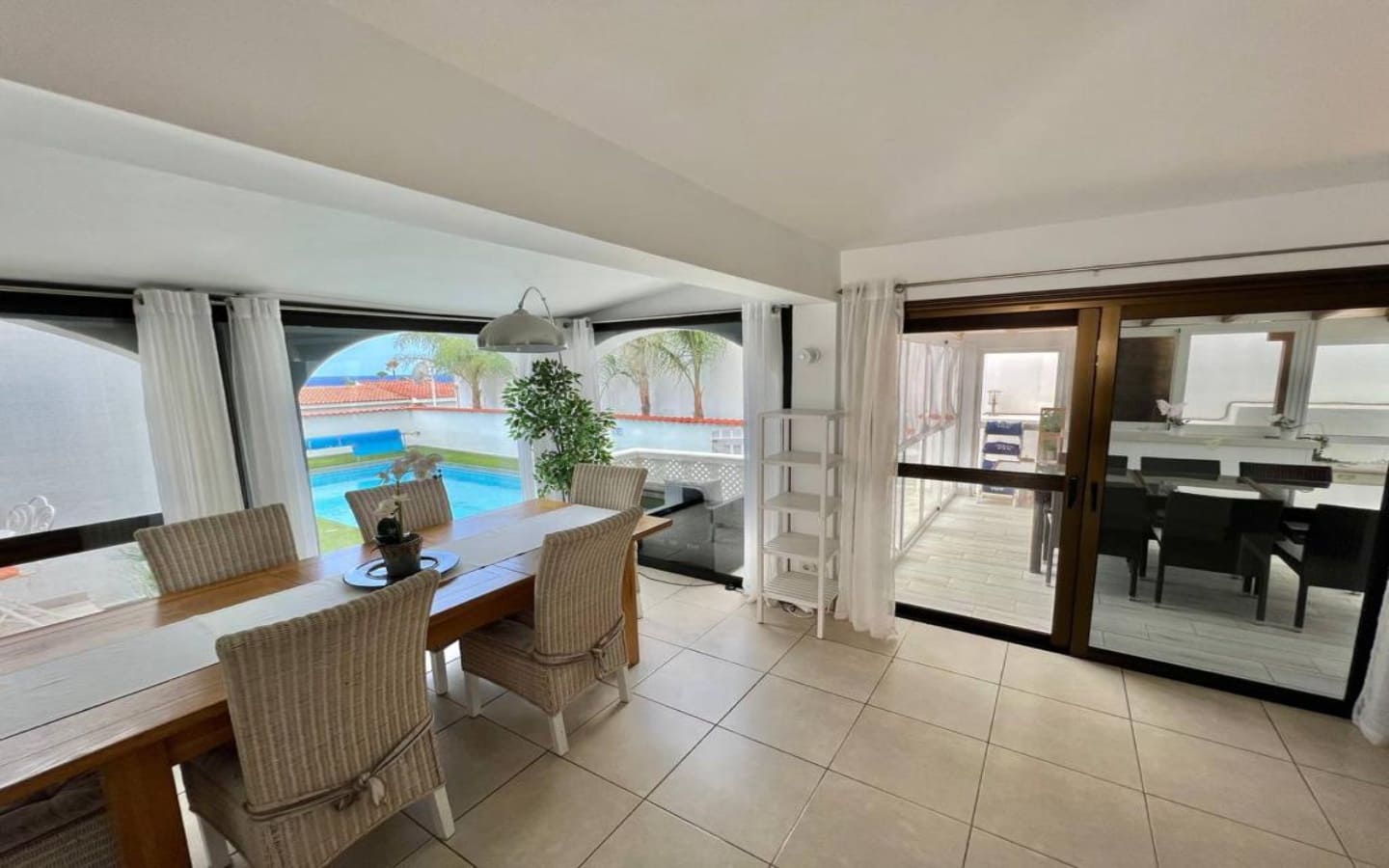 4 bedroom Villa for sale in Amarilla Golf with pool - € 1,100,000 (Ref: 9345220)