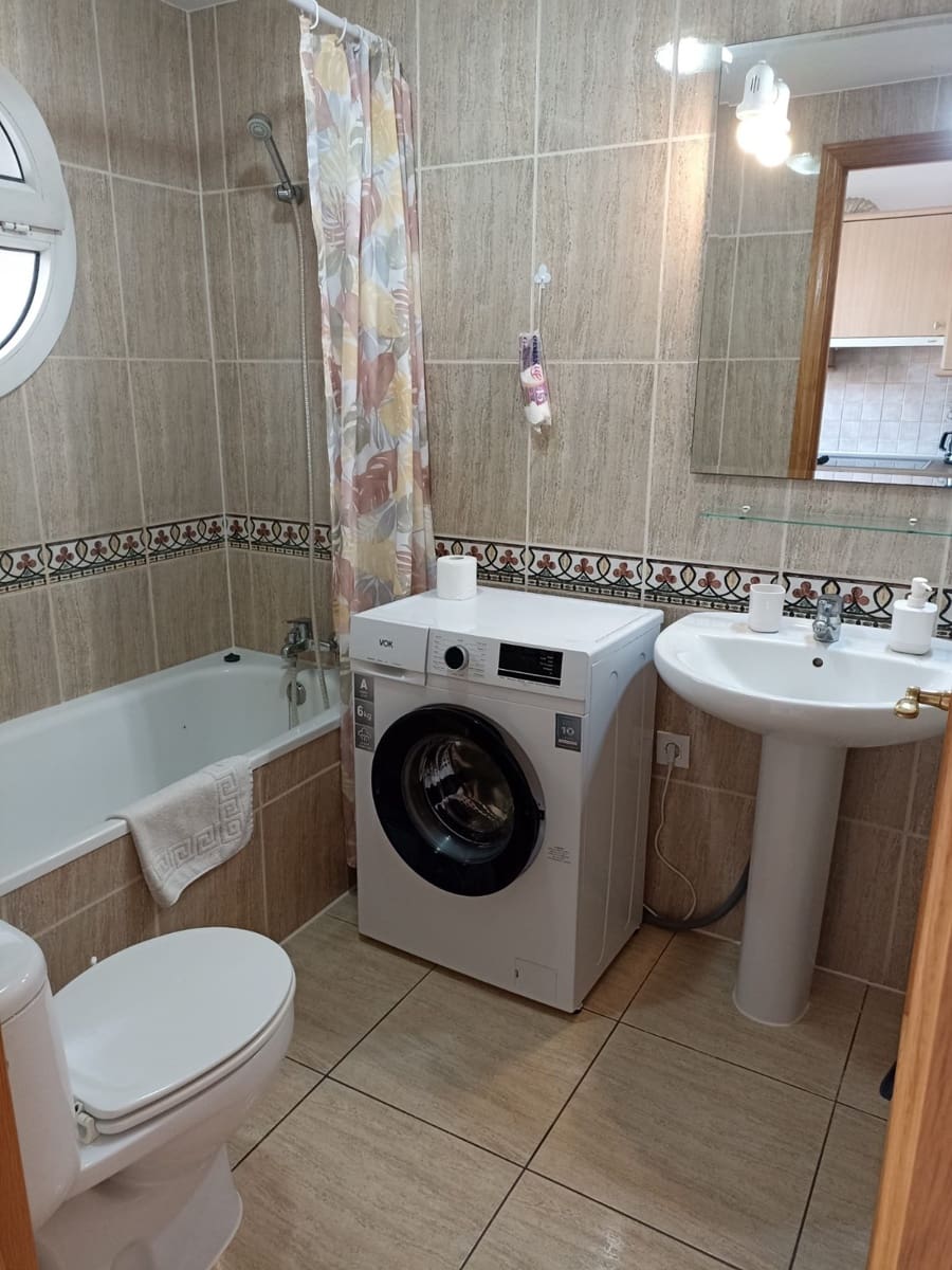 1 bedroom Apartment for sale in Costa del Silencio with pool - € 199,000 (Ref: 9441975)