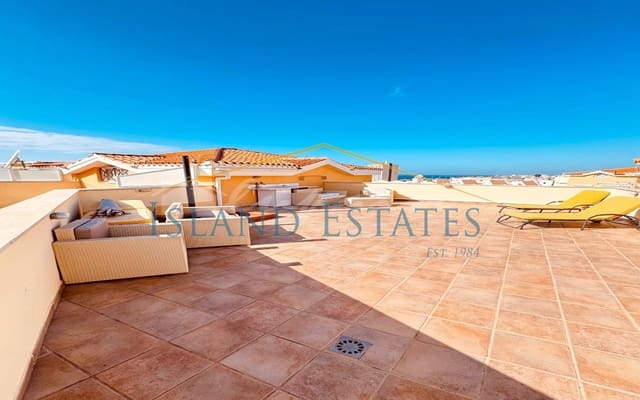 2 chambre Penthouse à vendre à Los Cristianos, Arona avec piscine - 549 000 € (Ref: 9500311)