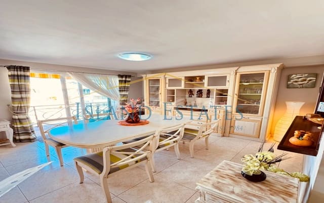 2 chambre Penthouse à vendre à Los Cristianos, Arona avec piscine - 549 000 € (Ref: 9500311)