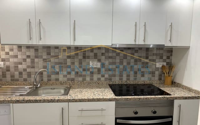 1 bedroom Apartment for sale in Los Cristianos, Arona with pool - € 279,000 (Ref: 9506218)