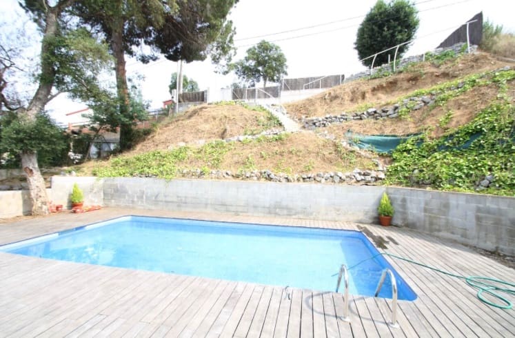 4 camera da letto Casa in vendita in Tordera con piscina garage - 450.000 € (Rif: 9724901)