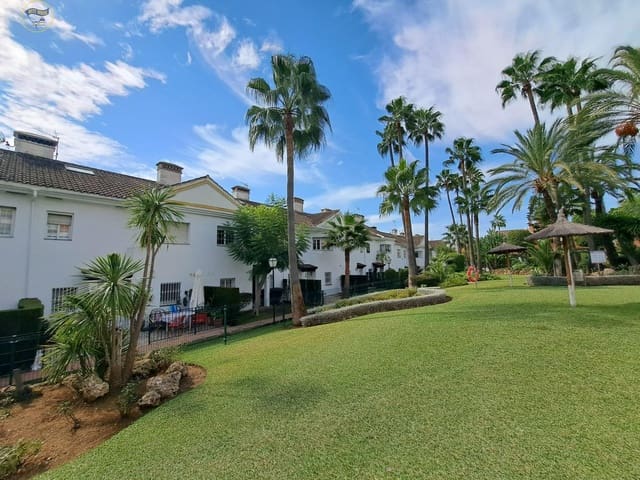 3 makuuhuone Rivitalo myytävänä paikassa Atalaya-Isdabe, Estepona mukana uima-altaan 
autotalli - 500 000 € (Ref: 7830793)