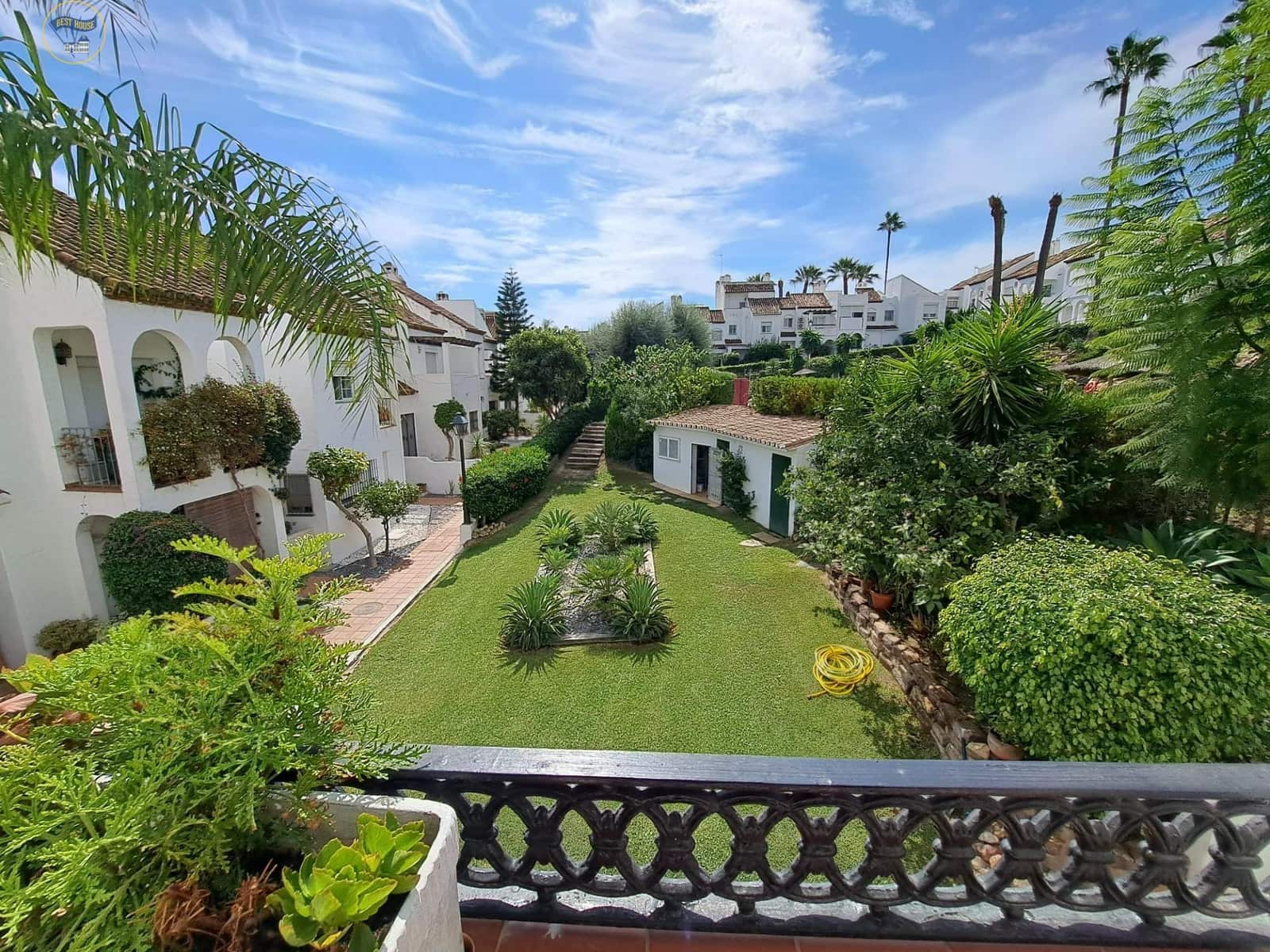 3 bedroom Terraced Villa for sale in BelAir, Estepona with pool garage
