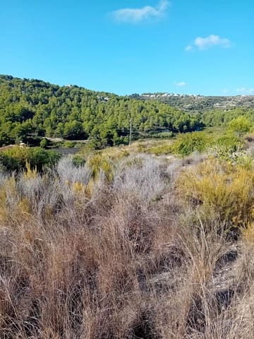 Terreno para Construção para venda em Teulada-Moraira - 330 000 € (Ref: 10144908)