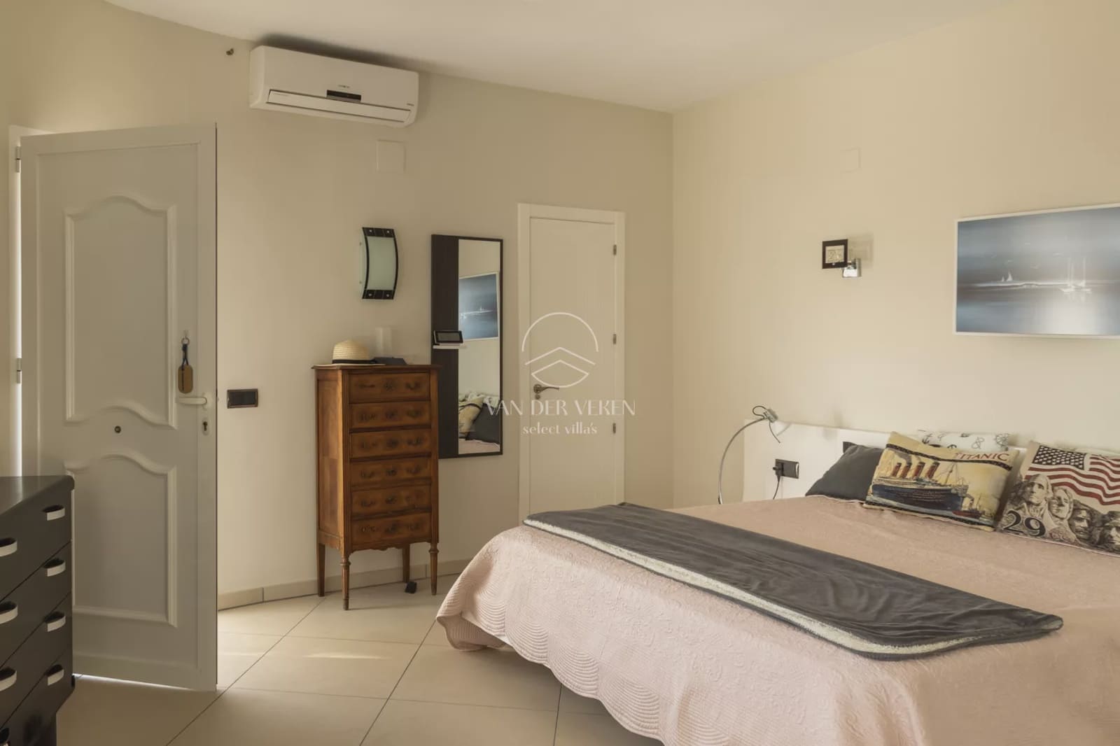 3 soveværelse Villa til salg i Moraira med swimmingpool - € 1.330.000 (Ref: 10158516)