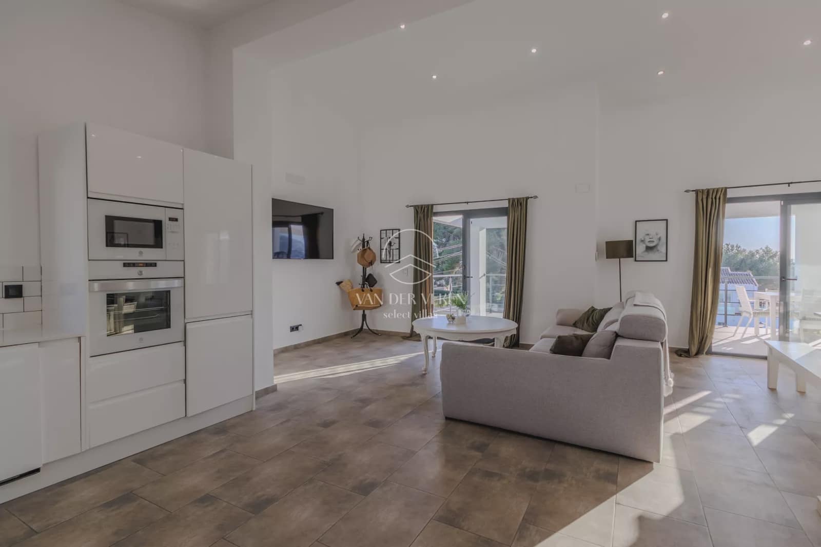 4 bedroom Villa for sale in Benissa with pool garage - € 1,199,000 (Ref: 10158613)