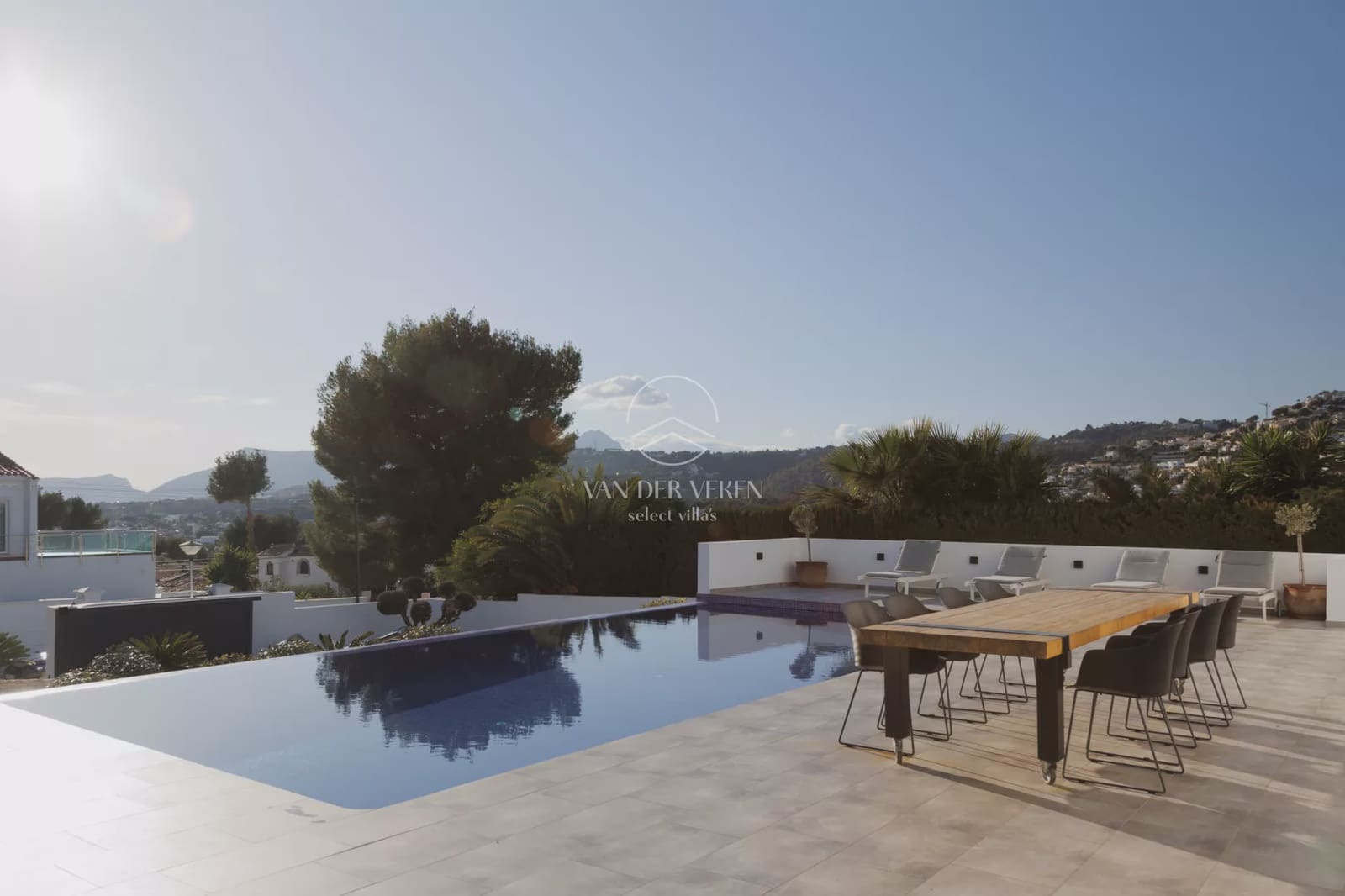 4 bedroom Villa for sale in Benissa with pool garage - € 1,199,000 (Ref: 10158613)