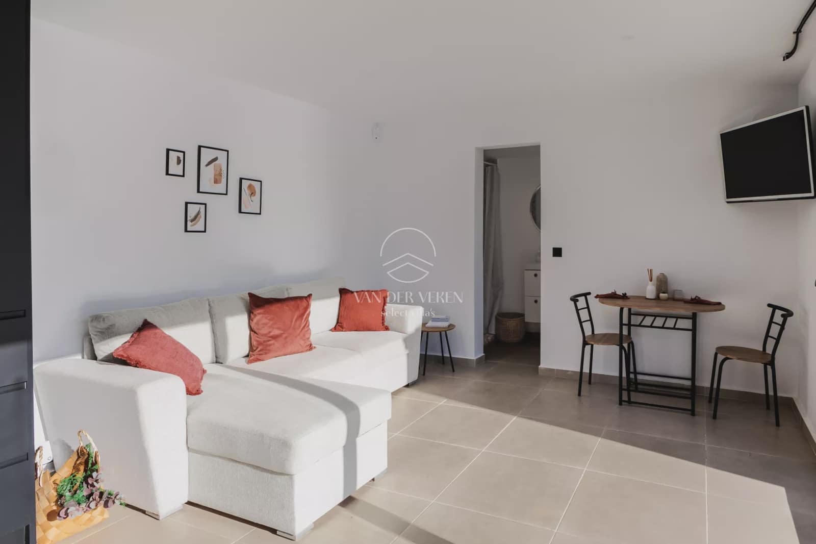 4 bedroom Villa for sale in Benissa with pool garage - € 1,199,000 (Ref: 10158613)