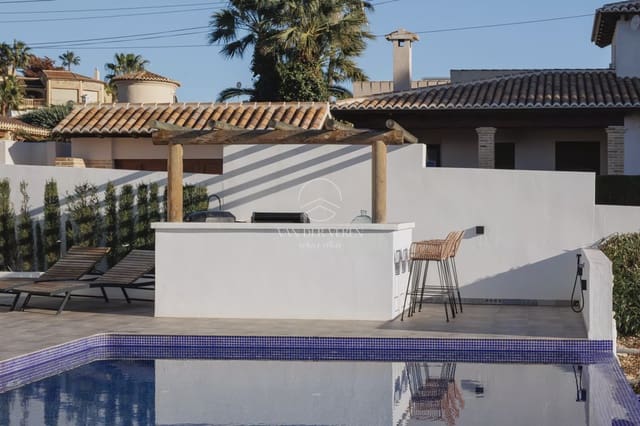 4 soverom Villa til salgs i Benissa med svømmebasseng garasje - € 1 199 000 (Ref: 10158613)