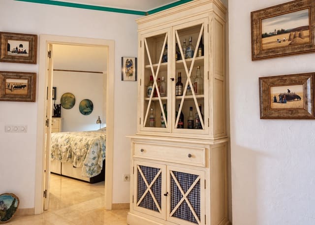 2 soverom Leilighet til salgs i Altea med svømmebasseng garasje - € 369 000 (Ref: 10165802)