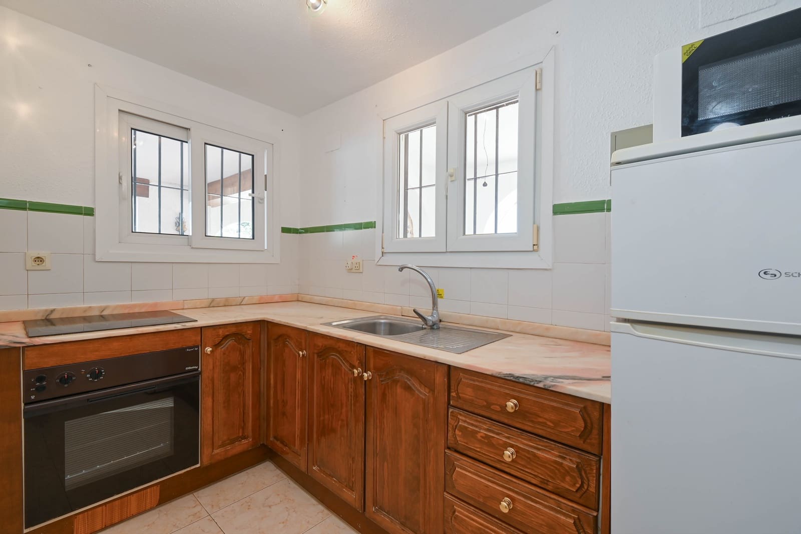 4 slaapkamer Villa te koop in Moraira met zwembad - € 750.000 (Ref: 9363142)