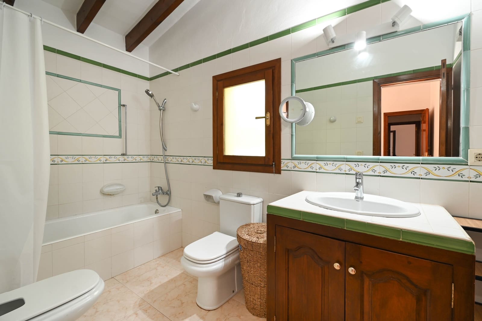 4 slaapkamer Villa te koop in Moraira met zwembad - € 750.000 (Ref: 9363142)