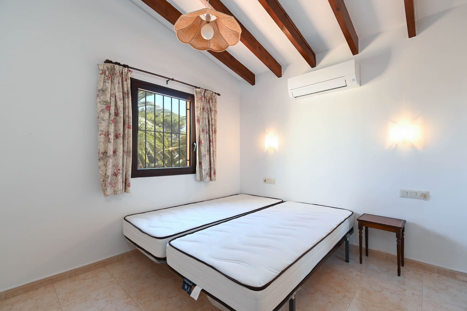 4 slaapkamer Villa te koop in Moraira met zwembad - € 750.000 (Ref: 9363142)