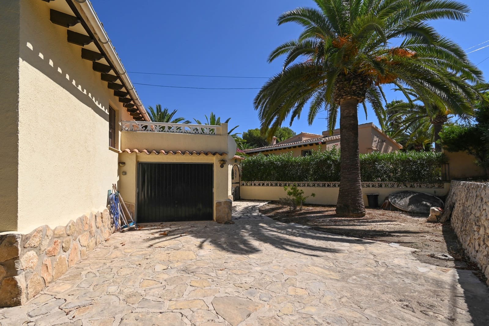 4 slaapkamer Villa te koop in Moraira met zwembad - € 750.000 (Ref: 9363142)