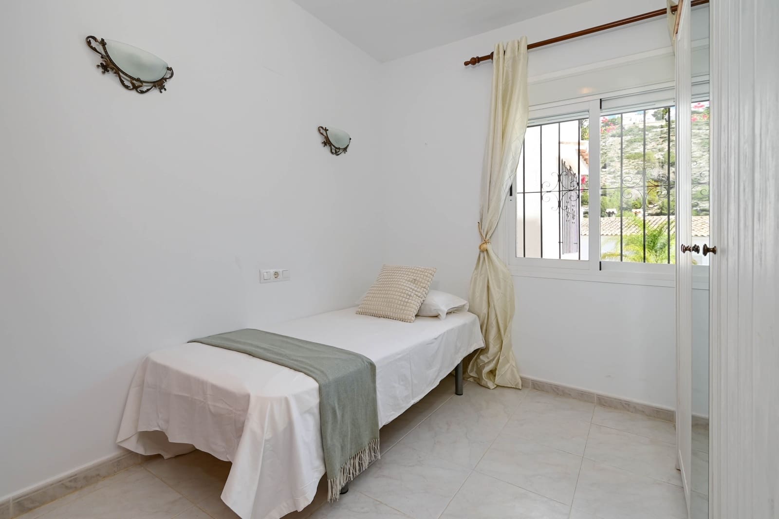 3 soveværelse Bungalow til salg i Benitachell / Benitatxell med swimmingpool - € 365.000 (Ref: 9363216)