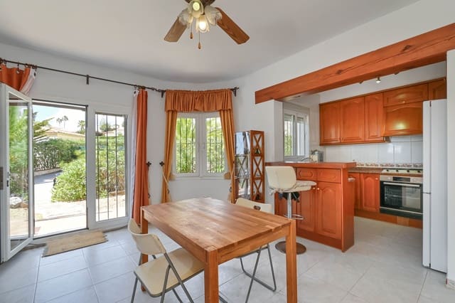 3 bedroom Bungalow for sale in Benitachell / Benitatxell with pool - € 365,000 (Ref: 9363216)