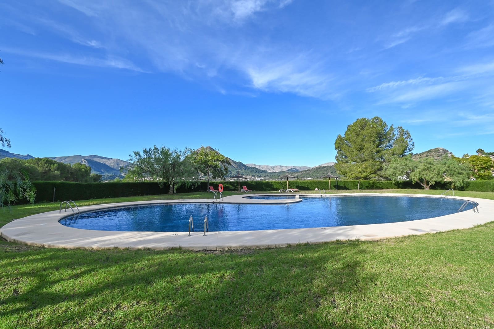 2 soverom Bungalow til salgs i Murla med svømmebasseng garasje - € 249 000 (Ref: 9479297)