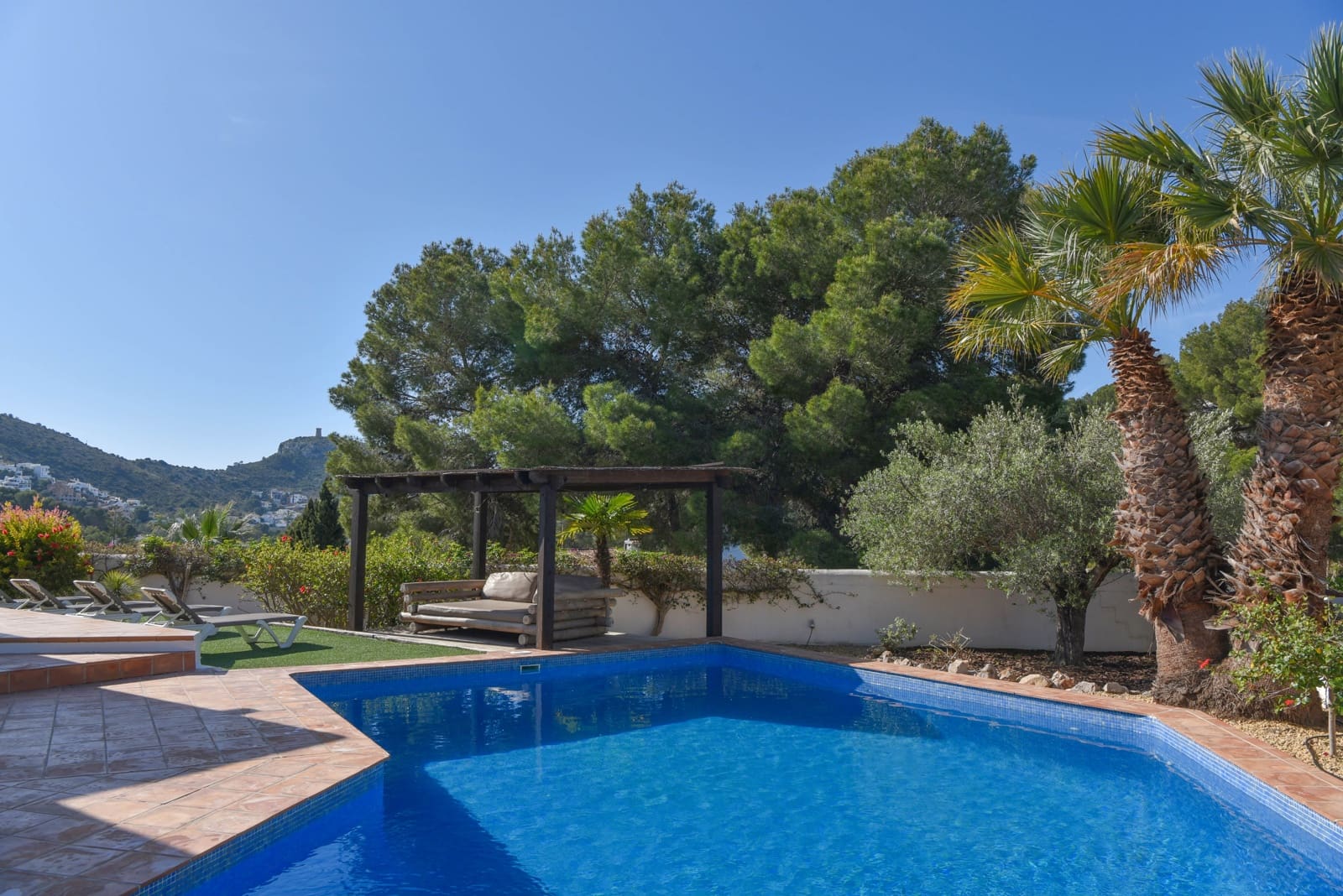 5 chambre Villa/Maison à vendre à Teulada-Moraira avec piscine garage - 1 635 000 € (Ref: 9798105)