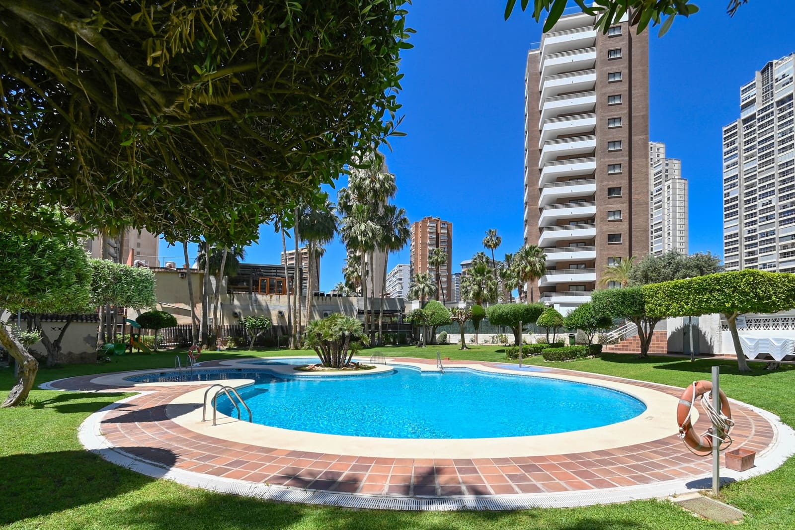 1 bedroom Apartment for sale in Benidorm with pool garage - € 225,000 (Ref: 9841512)