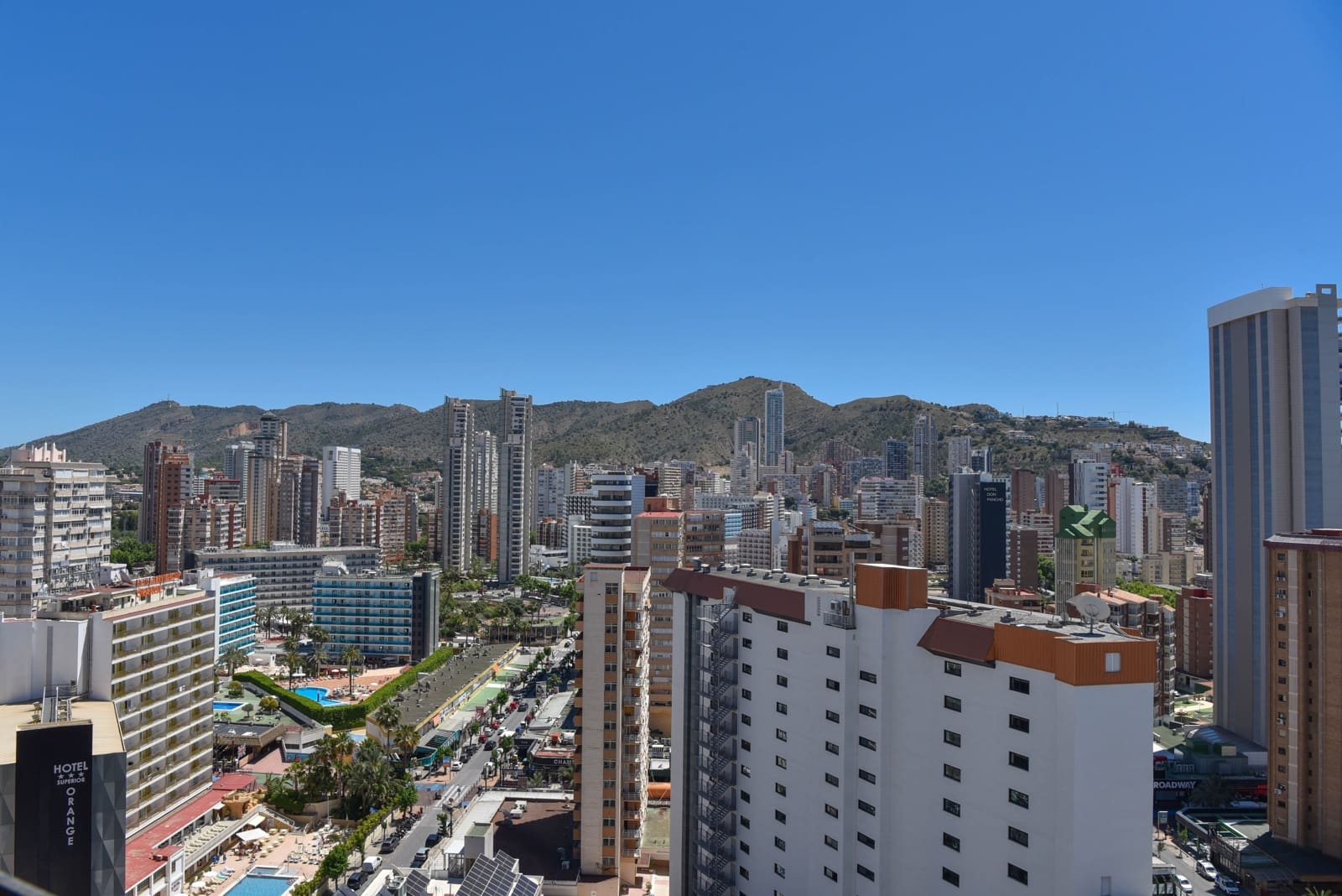 1 bedroom Apartment for sale in Benidorm with pool garage - € 225,000 (Ref: 9841512)
