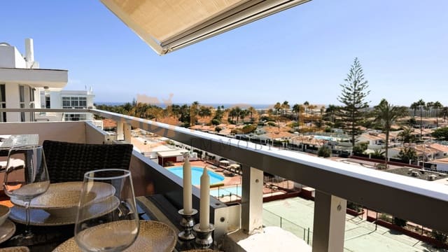 2 soverom Penthouse til salgs i Playa del Inglés, San Bartolomé de Tirajana med svømmebasseng garasje - € 639 000 (Ref: 10044251)