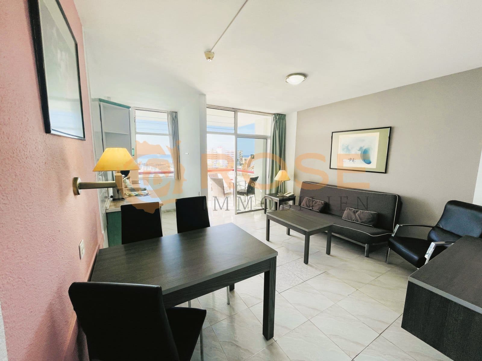 1 bedroom Apartment for sale in Playa del Ingles with pool - € 269,000 (Ref: 8183767)