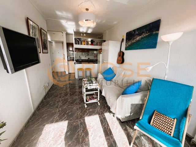 1 makuuhuone Huoneisto myytävänä paikassa Playa del Inglés, San Bartolomé de Tirajana mukana uima-altaan 
autotalli - 320 000 € (Ref: 8427974)