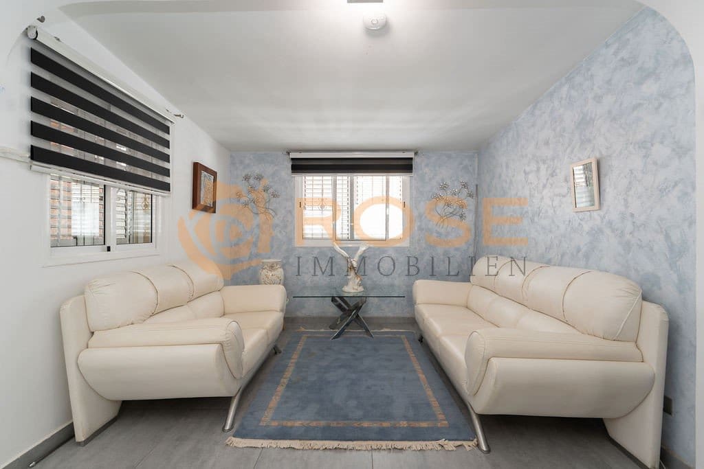 4 soveværelse Bungalow til salg i Campo Internacional med swimmingpool - € 785.000 (Ref: 8441366)