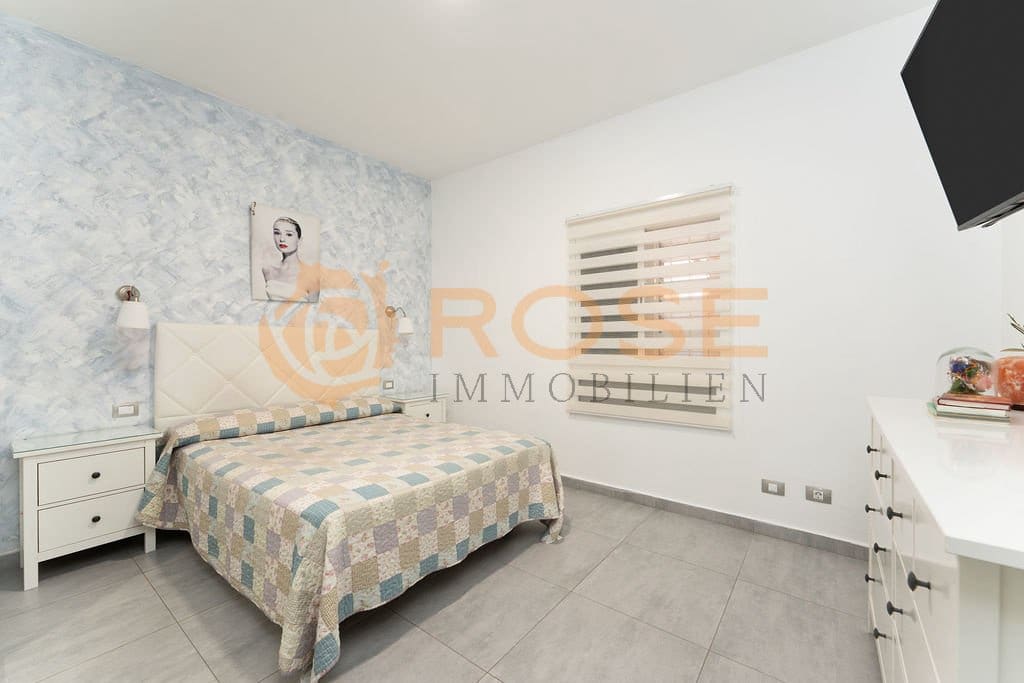 4 soveværelse Bungalow til salg i Campo Internacional med swimmingpool - € 785.000 (Ref: 8441366)