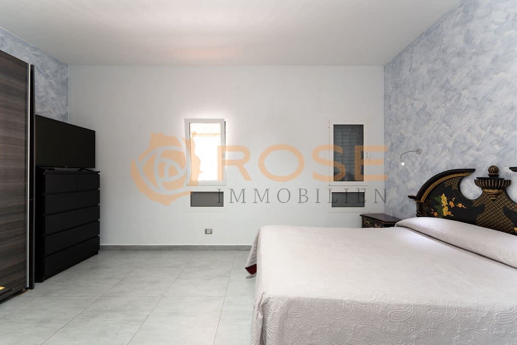 4 soveværelse Bungalow til salg i Campo Internacional med swimmingpool - € 785.000 (Ref: 8441366)