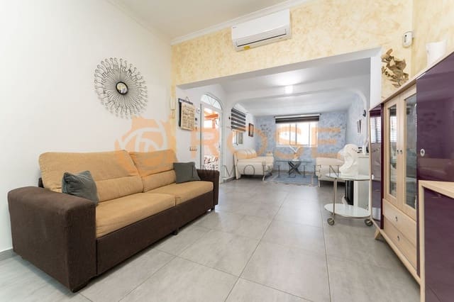 4 bedroom Bungalow for sale in Campo Internacional, San Bartolomé de Tirajana with pool - € 785,000 (Ref: 8441366)