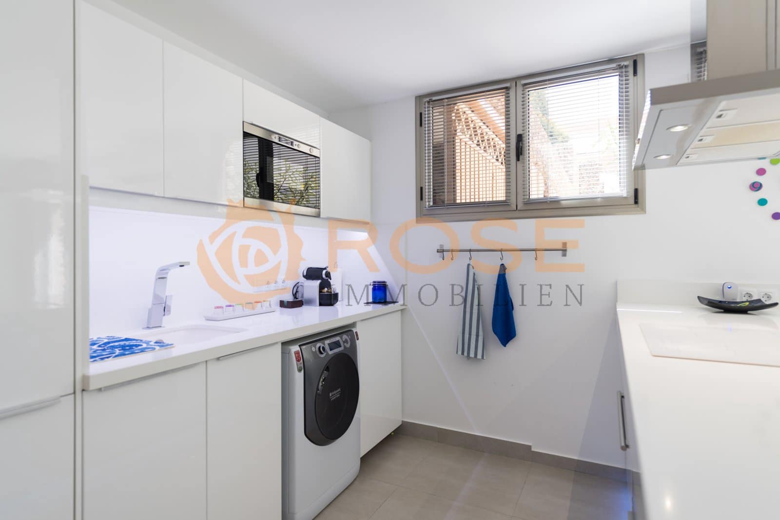 1 soverom Leilighet til salgs i Playa del Ingles med svømmebasseng - € 320 000 (Ref: 8697461)