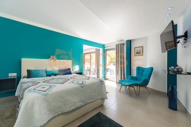 1 soverom Leilighet til salgs i Playa del Inglés, San Bartolomé de Tirajana med svømmebasseng - € 320 000 (Ref: 8697461)